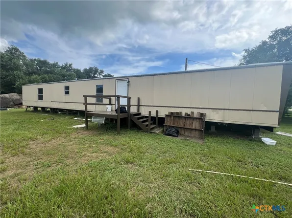 408 Debbie St, Victoria, TX 77905