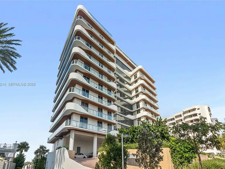 6800 Indian Creek Dr #4D — Photo 45