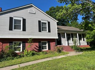 7400 Middlebury Pl, Charlotte, NC 28212