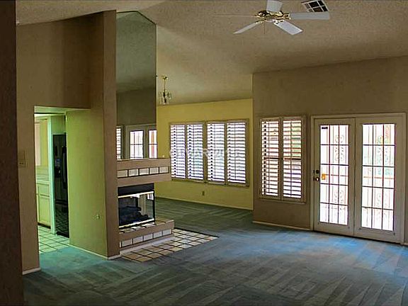 4th image of 557 Cervantes Dr