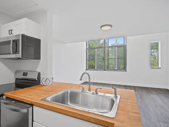 Parkway Apartments, 1261 Parkway Ave APT 39, Covington, KY 41011