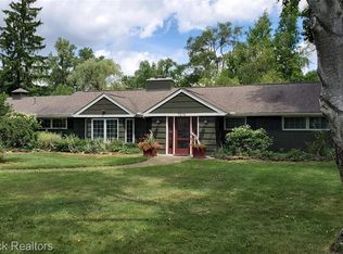 7375 Parkstone Ln, Bloomfield Hills, MI 48301
