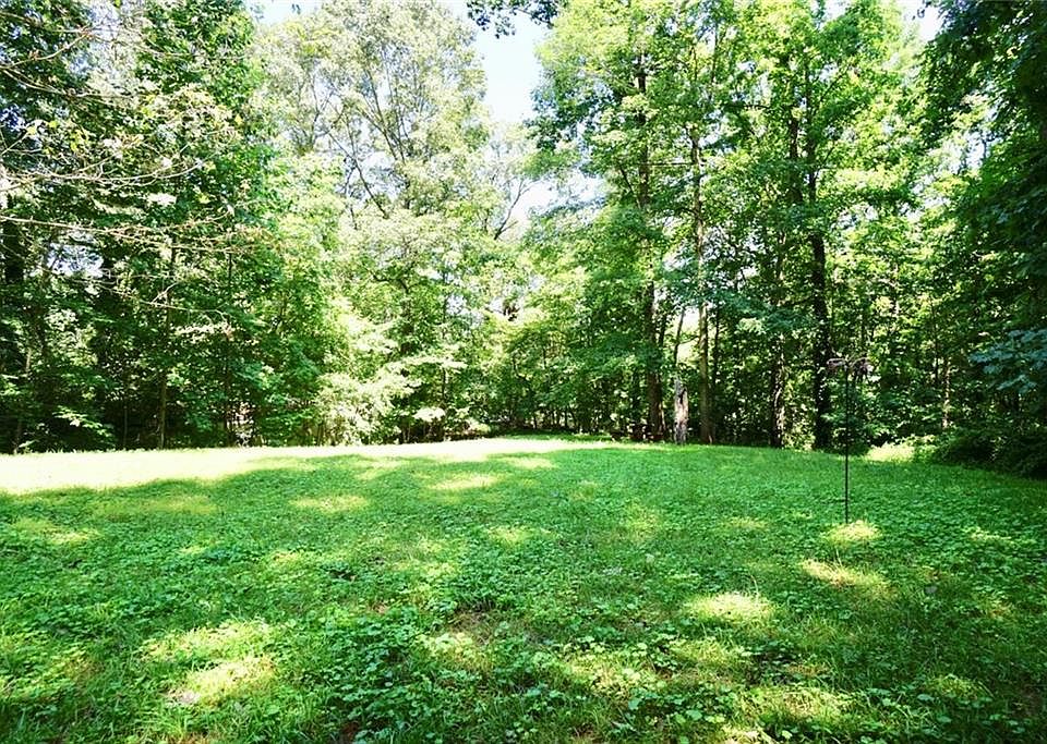2nd image of 6130 Grant Ford Rd