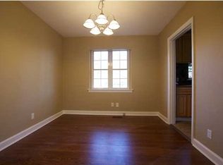 3305 Pinewood Ter Ave, Chattanooga, TN 37411