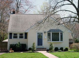 34 La Grande Ave, Fanwood, NJ 07023