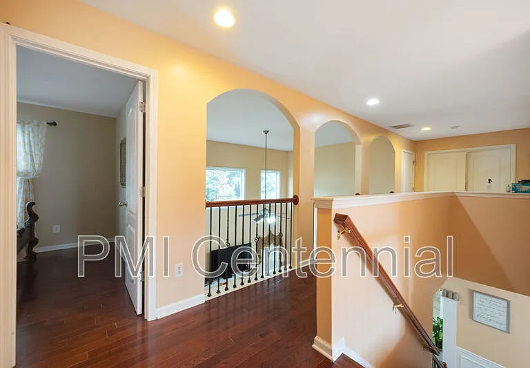 1816 Jameson Cir NE — Photo 29