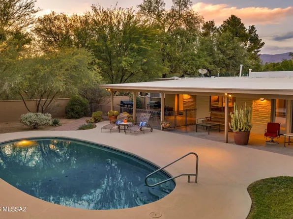 12040 E Dry Gulch Pl, Tucson, AZ 85749