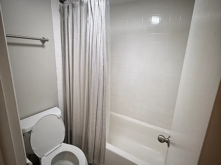 1270 N Marion St #406 — Photo 6