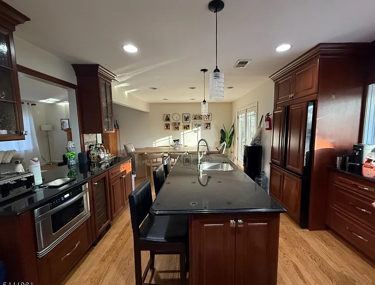 23 Kearney Ter — Photo 4