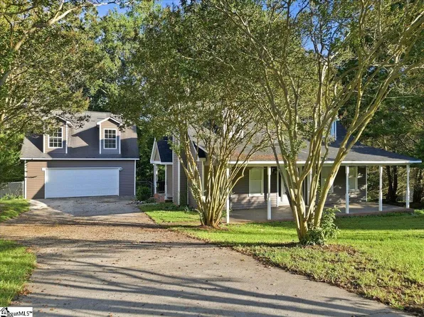 301 Mountain View Ct, Greenville, SC 29611