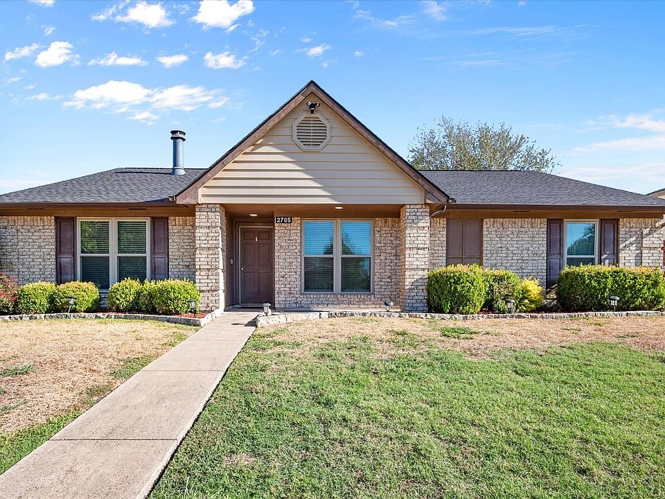 1st image of 2705 El Paso Way