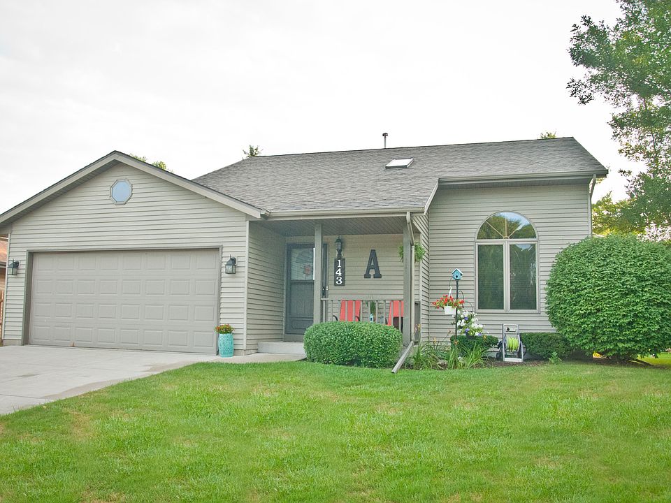1st image of 143 Greenview Ct