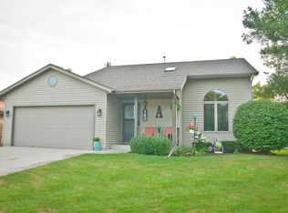 143 Greenview Ct, Kohler, WI 53044