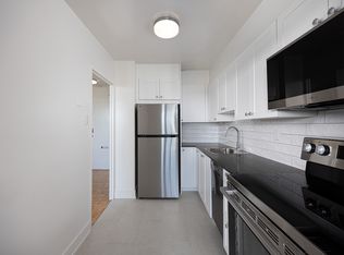 30 Esterbrooke Avenue, Toronto, ON M2J 2C4