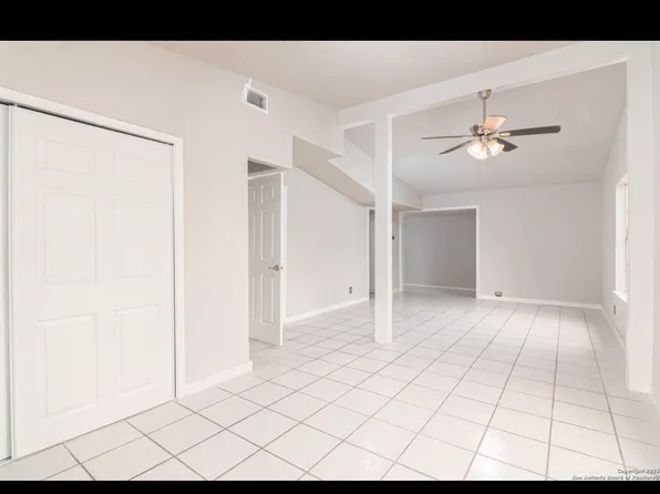 5622 Castle Prince #A, San Antonio, TX 78218