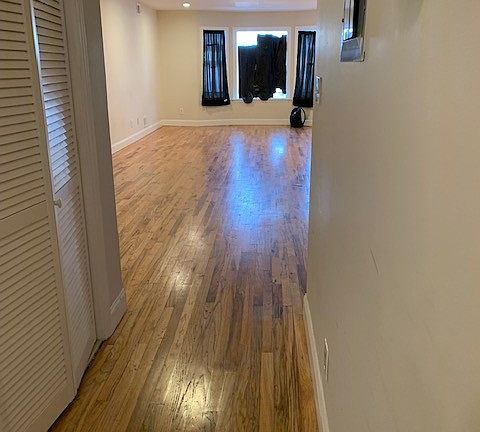 4th image of 141 Van Winkle Ave #2