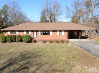 2708 Fairlawn Rd, Durham, NC 27705