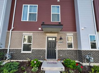 4185 Calder Ln, Aurora, IL 60504