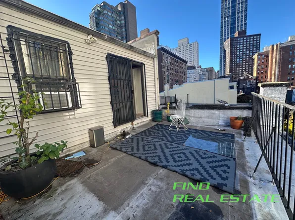 107 West 69th Street image 2 of 17