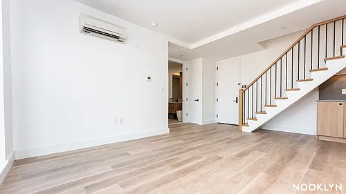303 Wythe Ave Photo 1