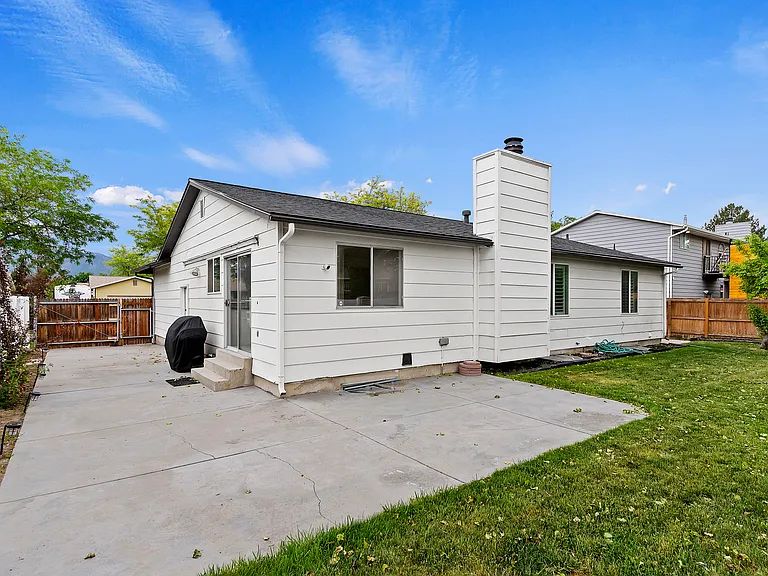 5974 S Susquehanna Dr — Photo 32