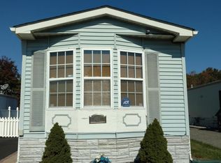 48 Secretariat St, Howell, NJ 07731