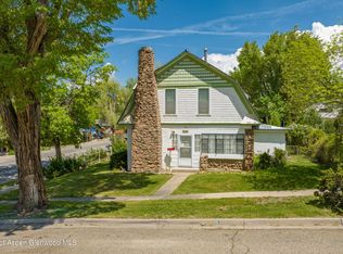 302 E 6th St, Rifle, CO 81650