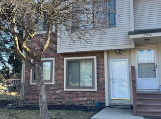 27798 Harrison Woods Ln, Harrison Township, MI 48045
