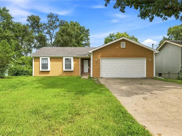 839 Elm St, Lawrence, KS 66044