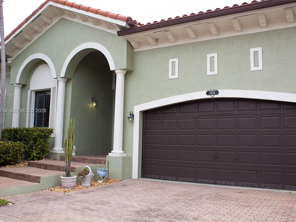 1st image of 7645 SW 193rd Ln