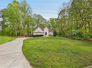 90 Montrose Ln, Sharpsburg, GA 30277