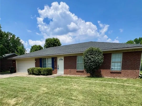 804 Laurel Drive, Jeffersonville, IN 47130