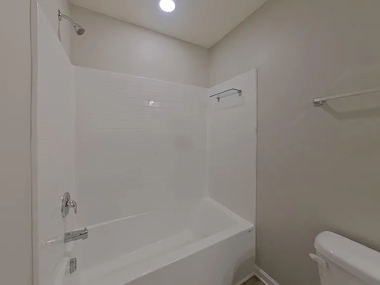 1076 Crescent Moon Loop — Photo 9