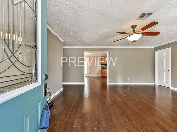 5th image of 21282 White Oak Dr