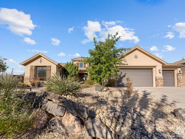 719 N Crown King Ave, Washington, UT 84780