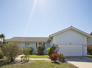 1060 Mendel Ave, Marco Island, FL 34145