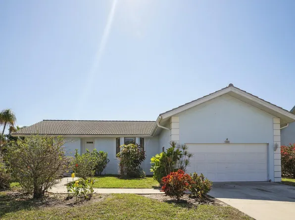 1060 Mendel Ave, Marco Island, FL 34145
