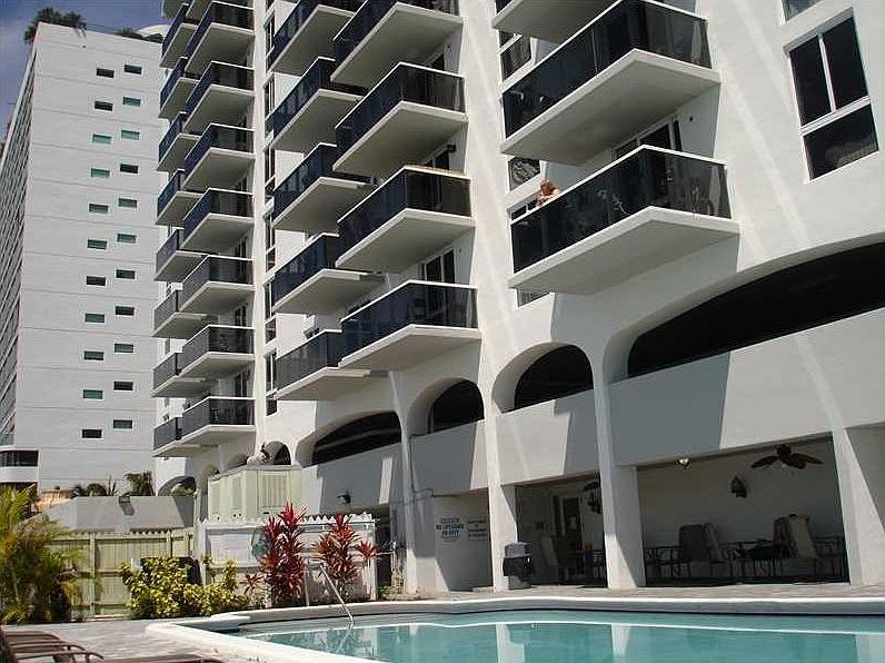 1st image of 7928 West Dr #8O3