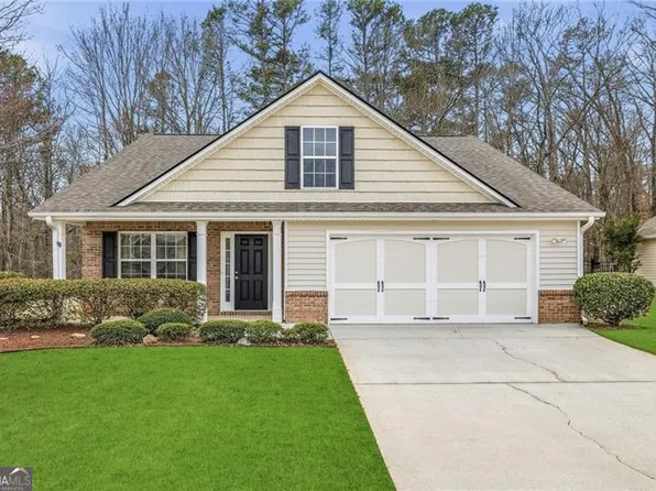 326 Briarcrest Dr, Jefferson, GA 30549