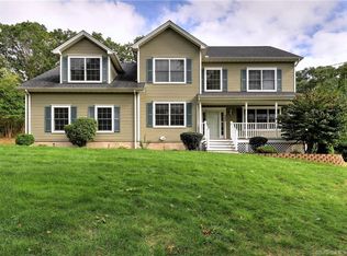 240 W Rutland Rd, Milford, CT 06461