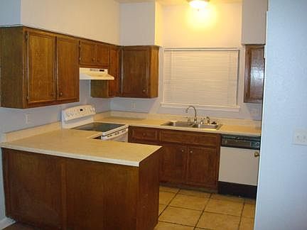 4th image of 100 Jackman St APT 203