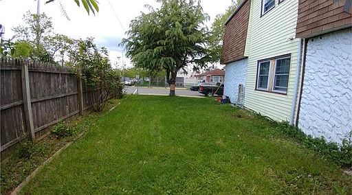 2nd image of 278-280 Keene St