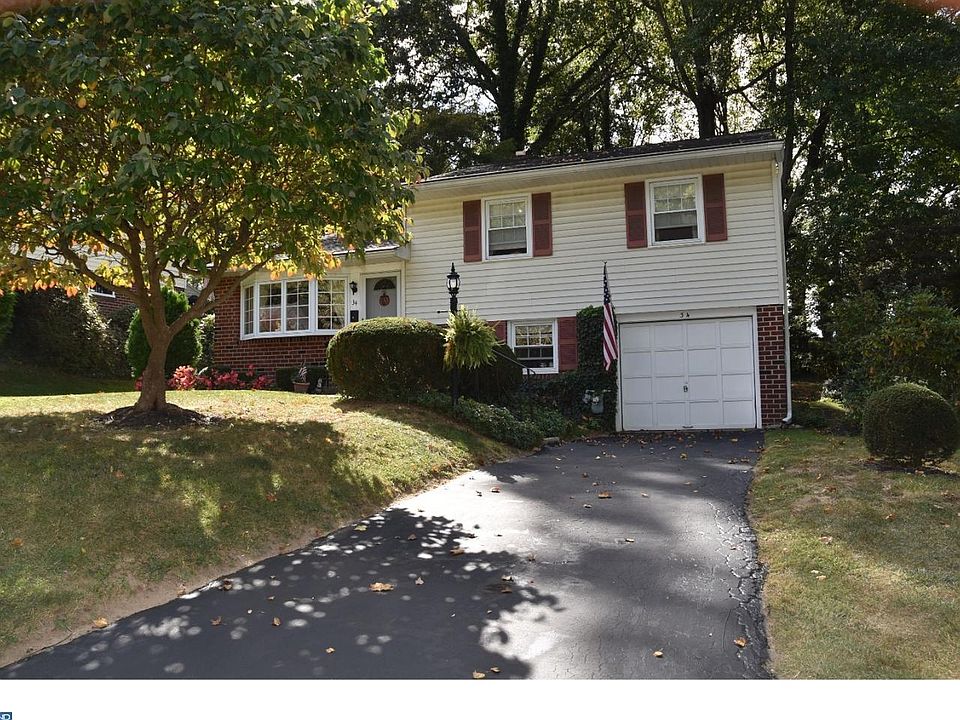 1st image of 34 Woodhill Rd