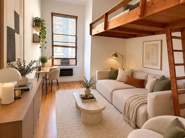 62 W 71st St #2A, New York, NY 10023