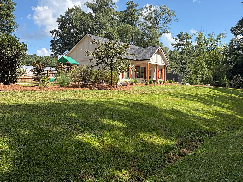 1st image of 1111 Pennington Rd