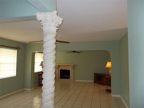 5th image of 4671 Boatman St