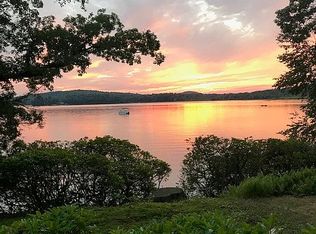 33 Van Winkle Rd, Morris, CT 06763