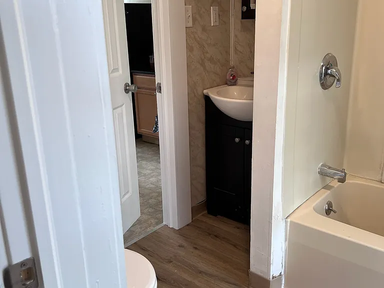 6 Prospect St #1 — Photo 8