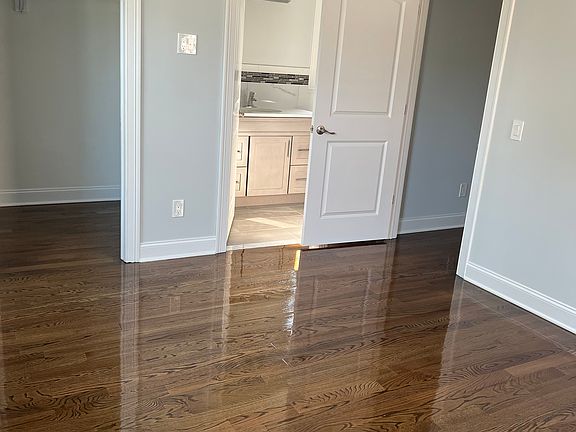 2nd image of 144 N 15th St Floor 2