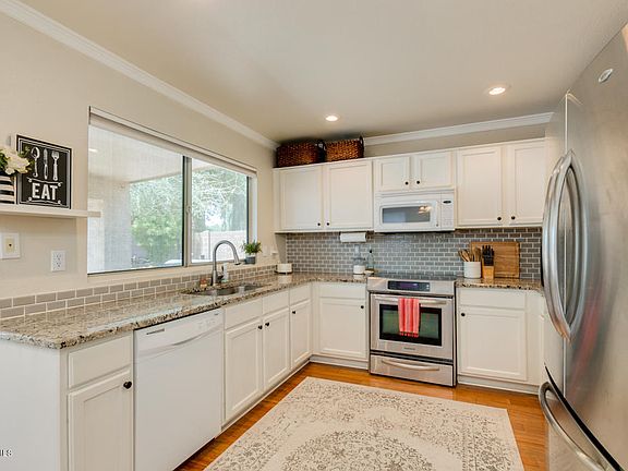 2nd image of 15051 W Rockrose Way
